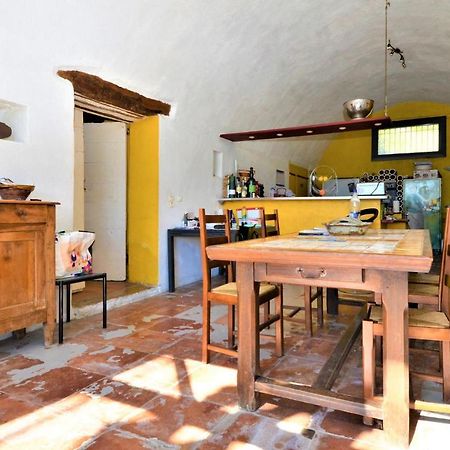 Stunning Home In St-Hippolyte-Du-Fort With Wifi Saint-Hippolyte-du-Fort Exteriör bild
